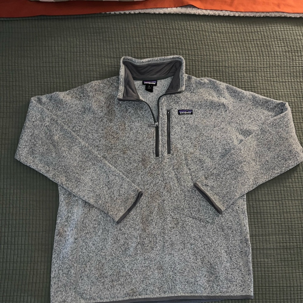 Patagonia Gray Lightweight Fleece Pullover